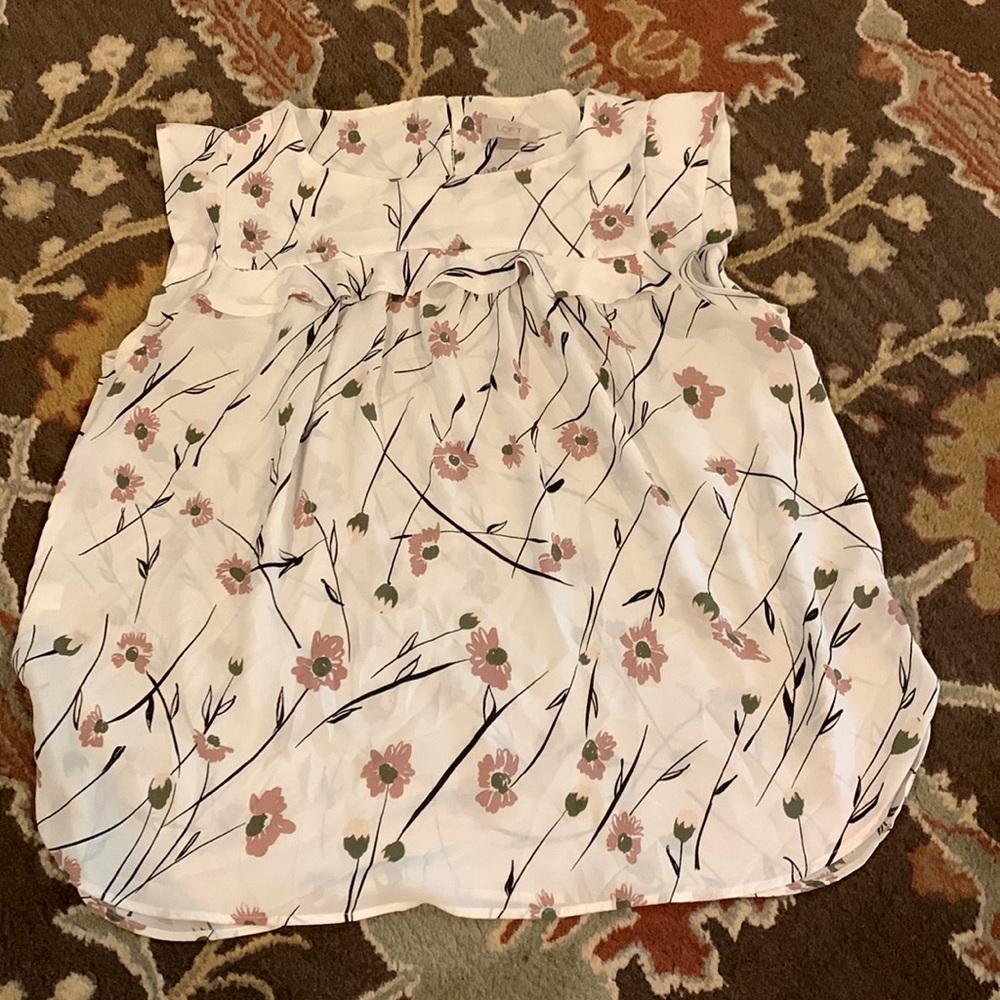 Loft size L top perfect fall transition